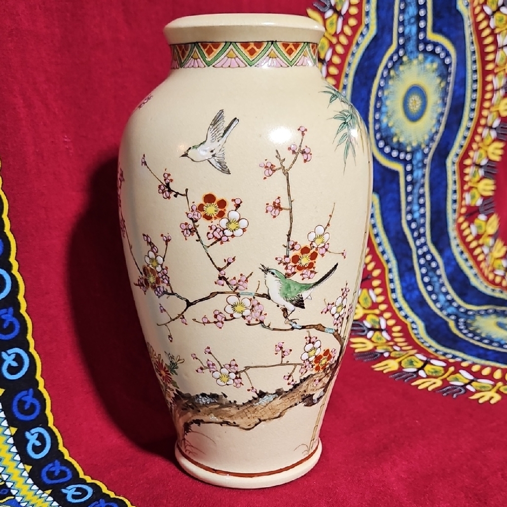 VTG Japanese Shinkozan Satsuma Handpainted Crackle Glaze Vase Birds/Blossoms #1